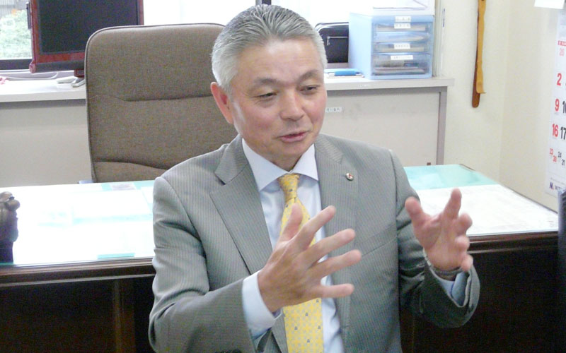 山口 一義 氏