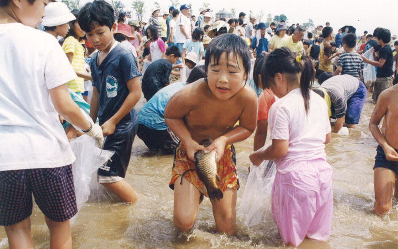 藤井和三郎代表取締役社長