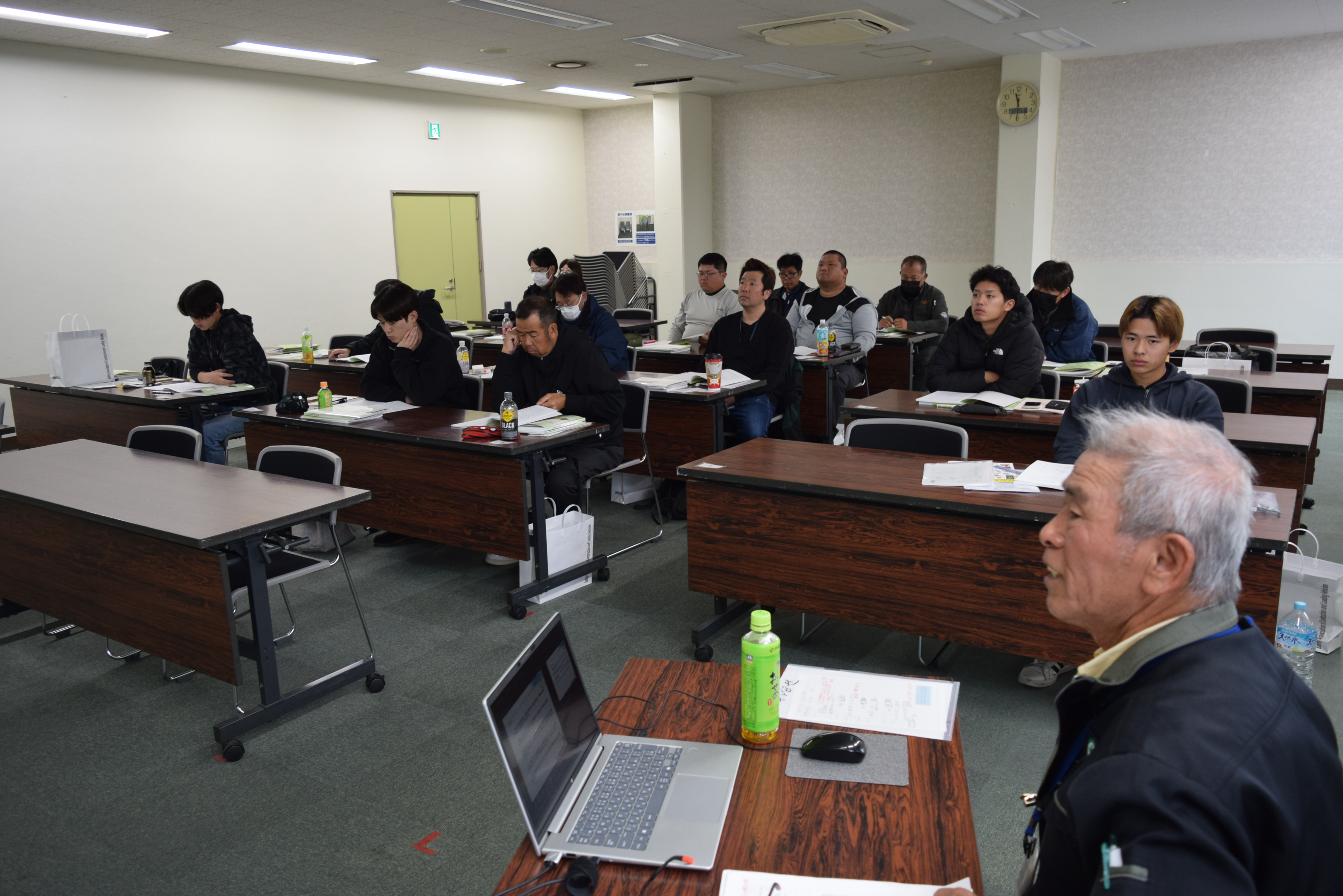 記録表作成実務研修　／知識深め無災害に／建荷協県支部