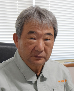 ２５年春の褒章～受賞の喜びを語る～　／黄綬褒章　市坪　孝志さん（市坪建装社長）／業界発展の礎に