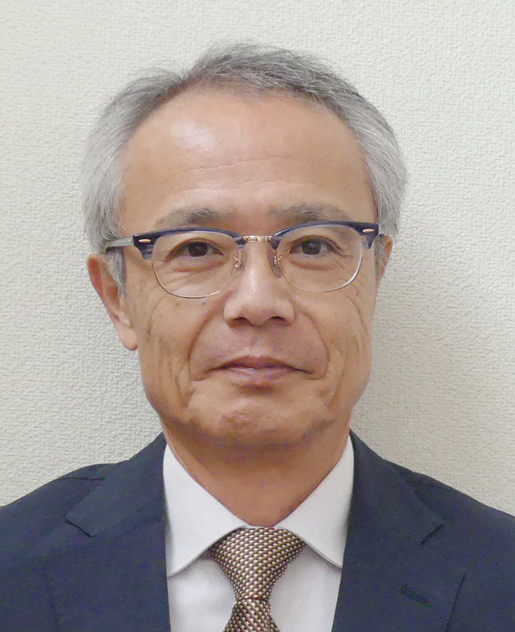 就任インタビュー　今後の抱負語る…／南薩地域振興局農林水産部長　上川　浩二さん／更新へ事業導入を促進