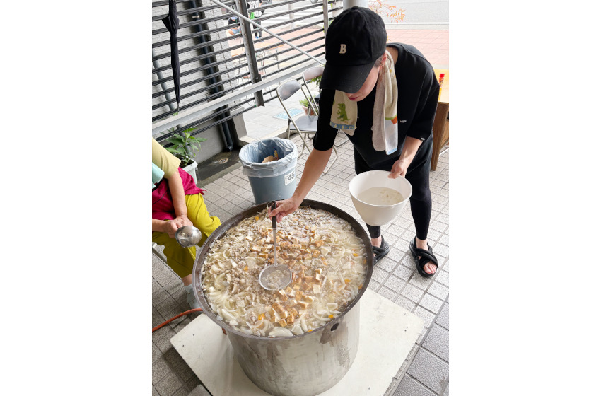 荒田八幡六月灯に協力