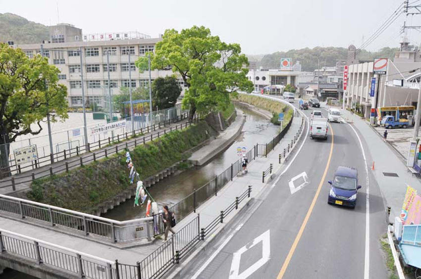 鹿児島市議会　田上小周辺区画整理／建物移転で９３０億試算／期間は４０年以上想定