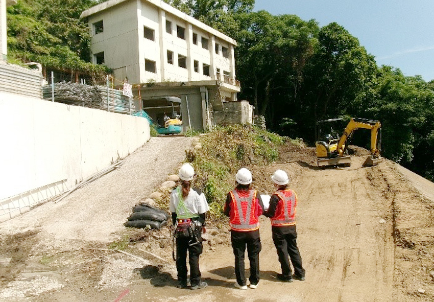 福永建設女性パト／細やかな視点で確認