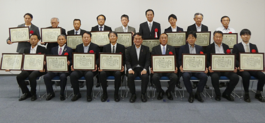 霧島市優良工事等表彰式／高品質なインフラ整備を
