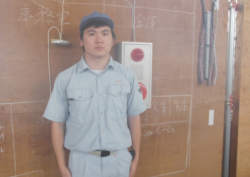 輝け若人／鹿屋高等技術専門校　電気設備科２年　高吉祥（あきら）さん／「分岐点と将来」