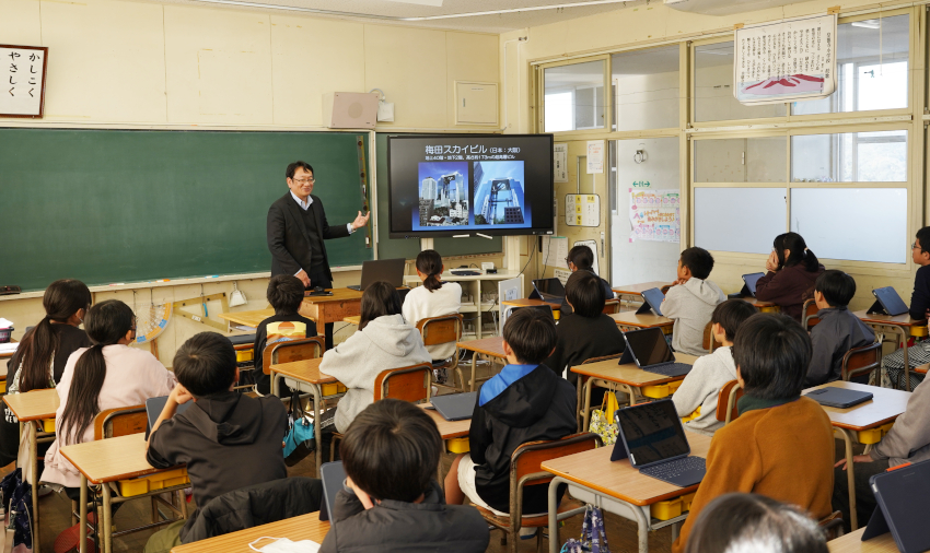皇徳寺小で出前授業／設計の魅力伝える／県設計協会青年部