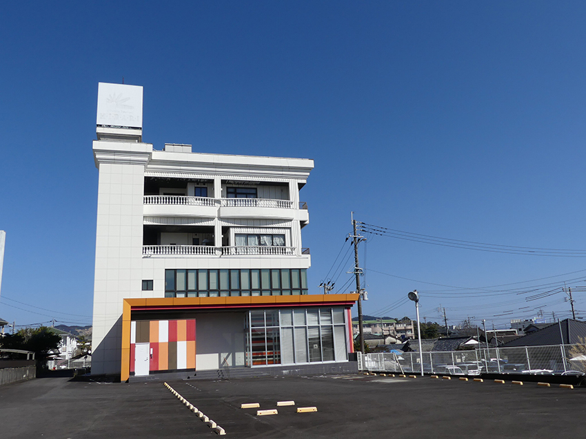 志布志市　旧ひばりビルを交流施設に