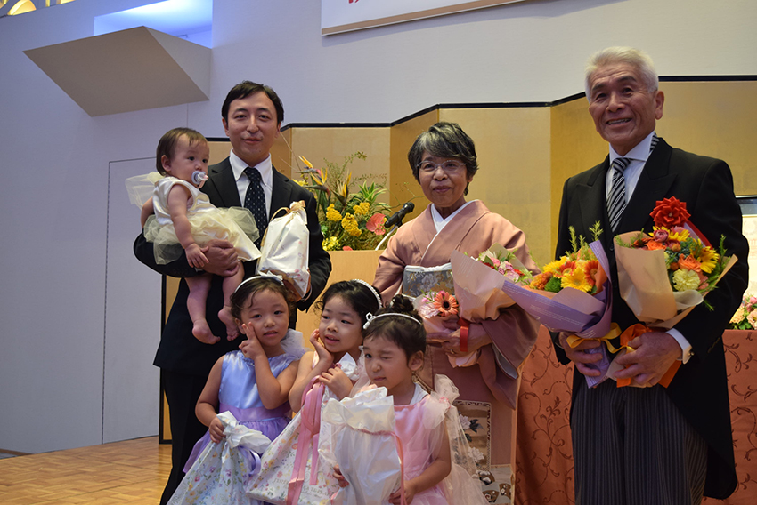 關雄太氏黄綬褒章祝賀会