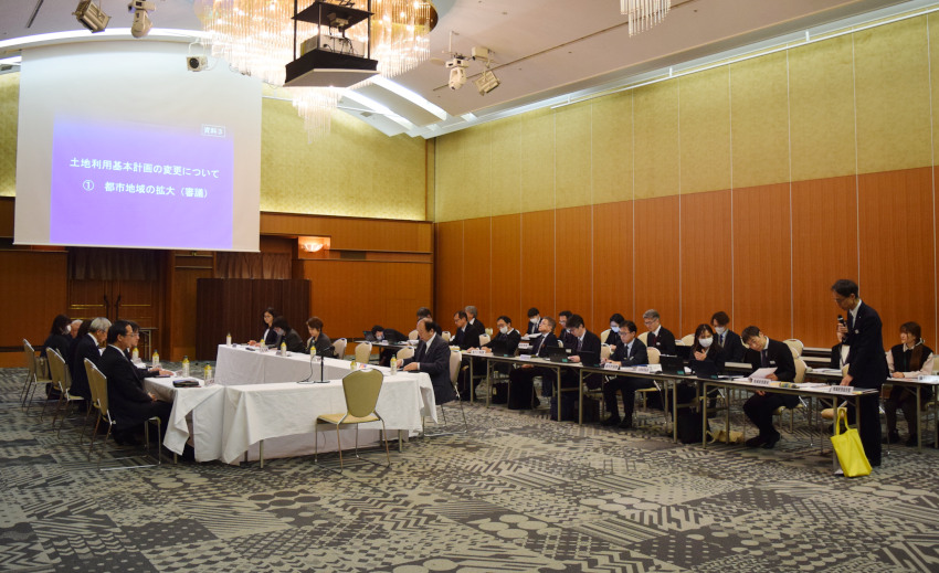 県、林地開発許可状況（２４年度）／姶良、霧島に処分場／県国土利用計画審