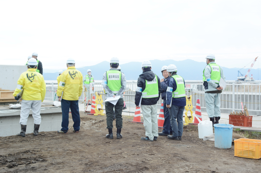 建協指宿支部等パト/一丸で士気高める