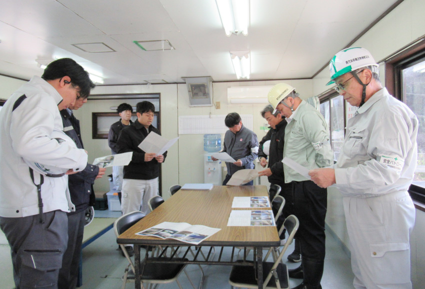 県構造物補修協会安全パト/事故のない現場に