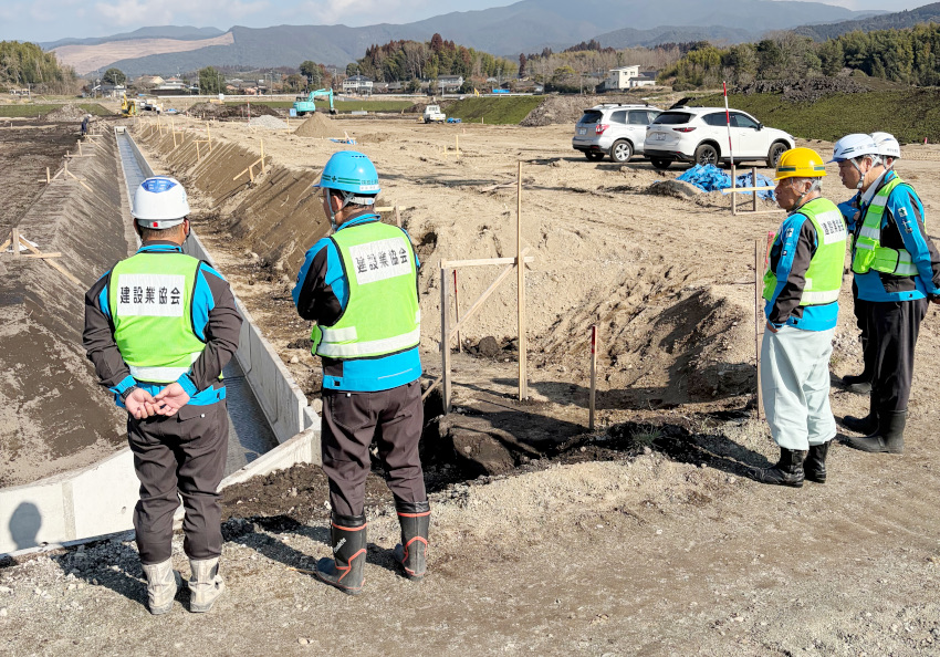 建協 年度末パトで安全徹底/大口支部