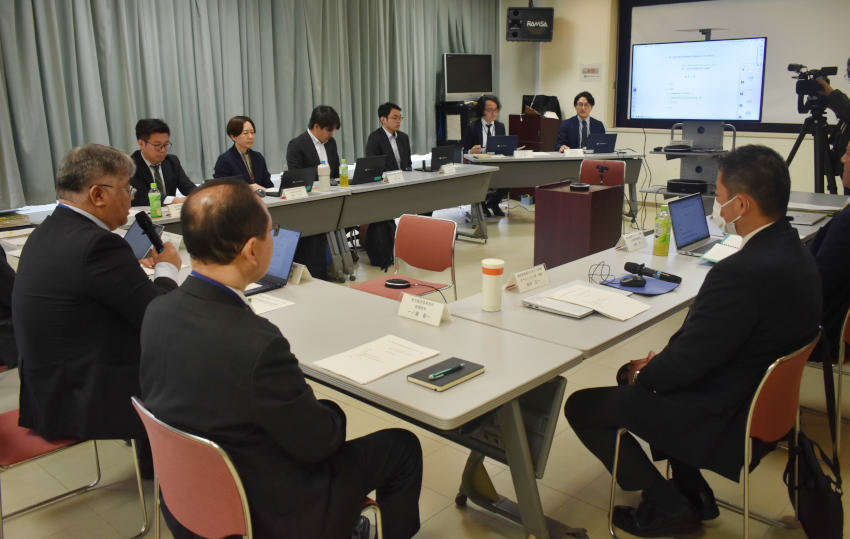 鹿空港駐車場立体化／必要台数９００台　概算事業費は５０億／設計・施工　来年度中に公募　３０年度にも供用