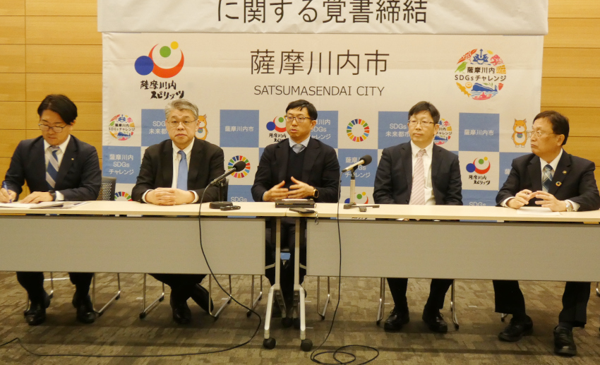 かごしま～支局長のつぶやき～東西南北～／地域にも及ぶＡＩの波／「国内最大級」の拠点整備へ