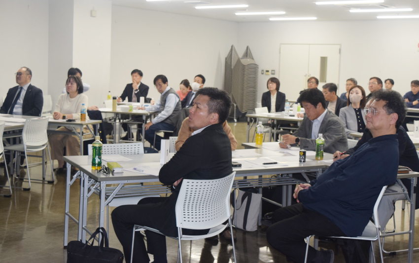 上村氏（福岡美装）／社員と共に夢を／同友会鹿中央南支部