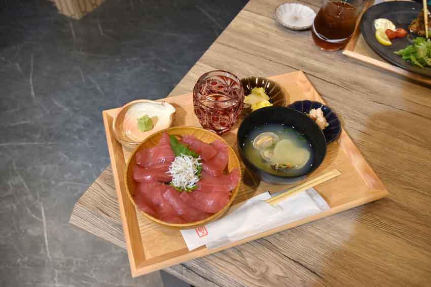 55年の感謝を込めて/魚がうまい食事処オープン/輝広