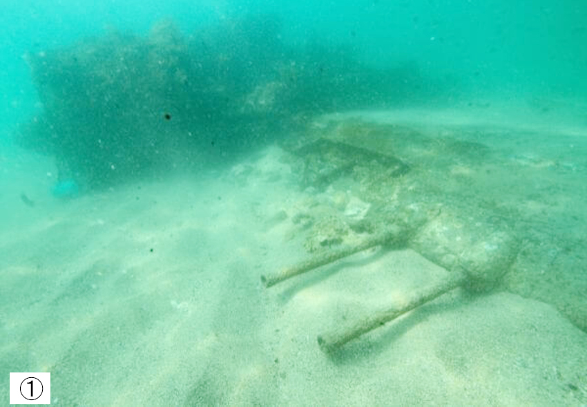 阿久根沖に眠る戦闘機「紫電改」／８日引揚げへ安全祈願／外薗建設工業　台船「白龍」に希望託す