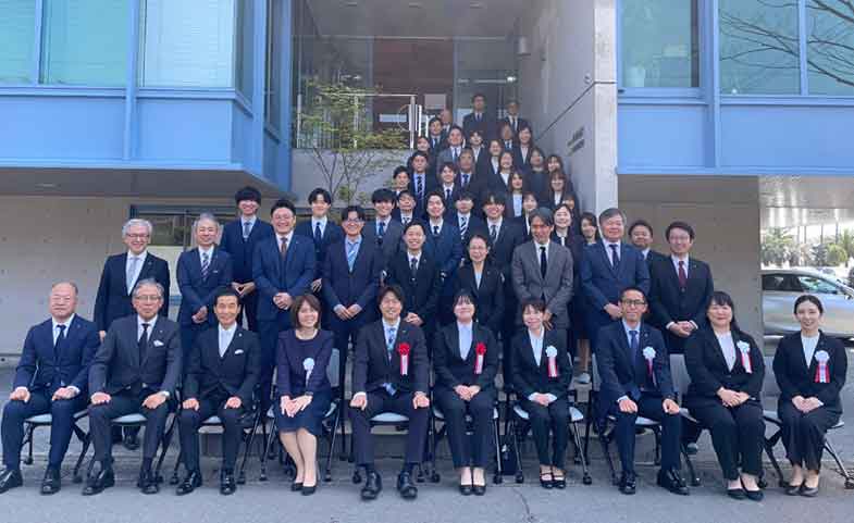 東条設計が入社式