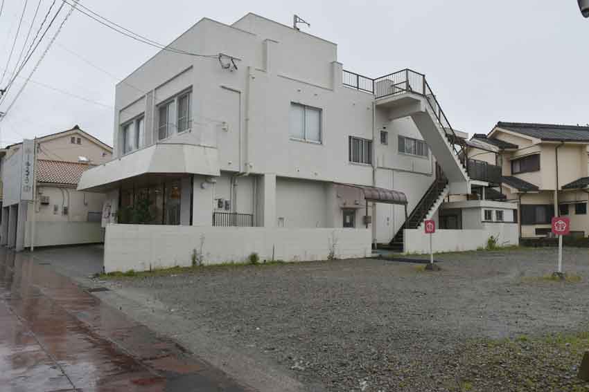 湯之元で庭を整備／来月にも着工へ／梅月堂