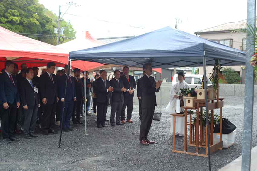 新社屋が竣工／吹上実総