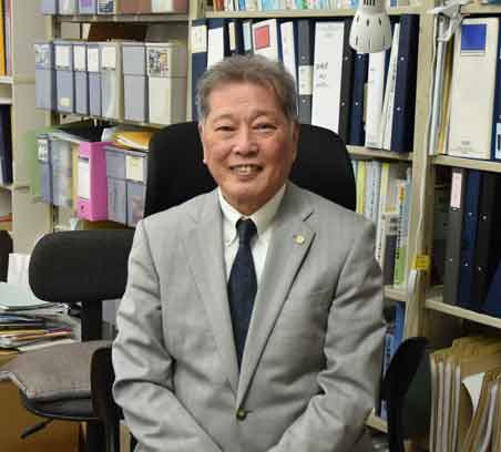 春の褒章～受章の喜びを語る～／黄綬褒章　鎌田　敬氏　鎌田行政書士事務所長／今後も人のために働く