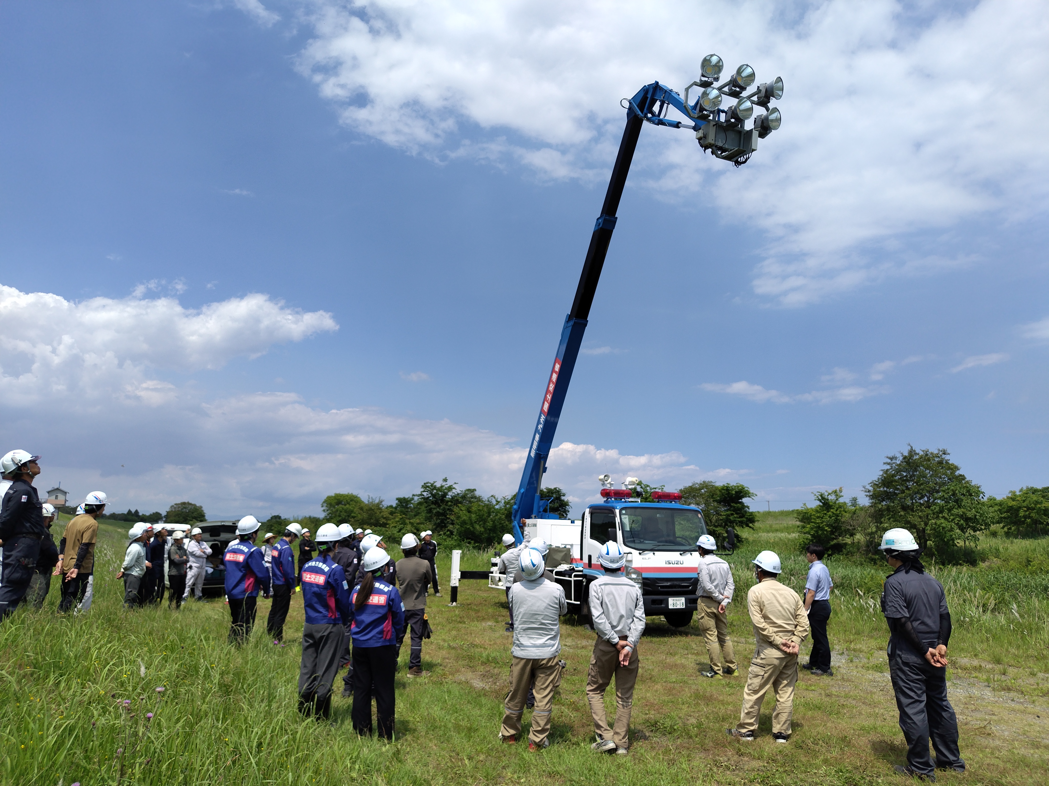 災害対策へ機械訓練／長雨備え操作確認／大隅河川国道