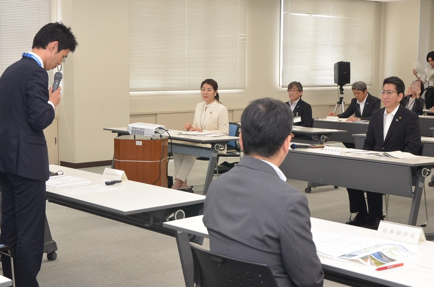 東西道路・北バイパス／期成会が要望活動／瀬戸所長「実現へしっかり」