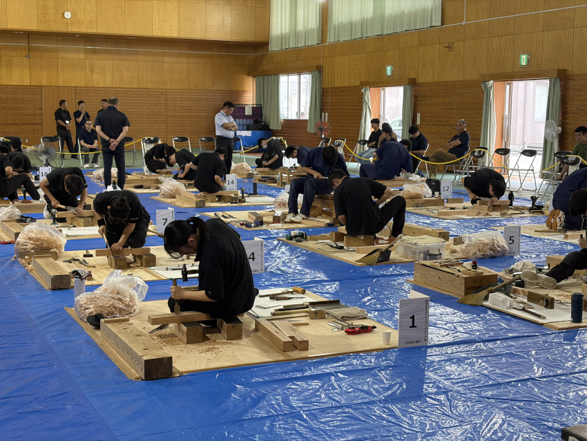 高校生ものづくりコンテスト/12校71人が成果発揮