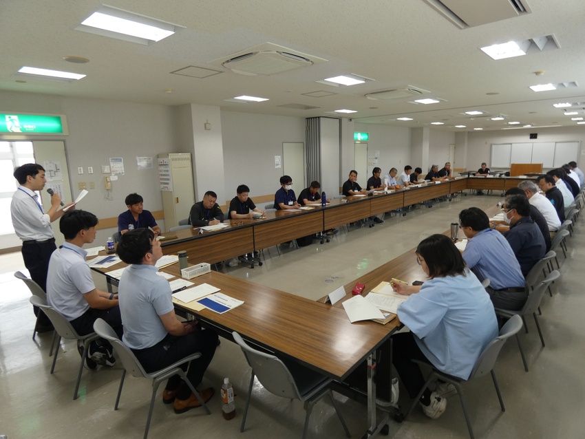 川内労基署／建設工事関係者で連絡会議／適正工期、労務費確保を