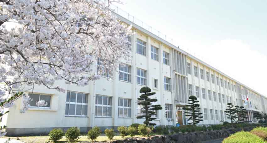 輝け若人／鹿児島県立出水工業高等学校／今月は出水工業高校の３人です