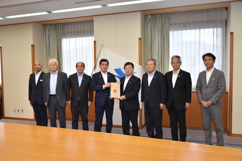 薩摩川内市が知事へ要望／新規に川内港背後地整備／唐浜産業用地は２５ｈａ