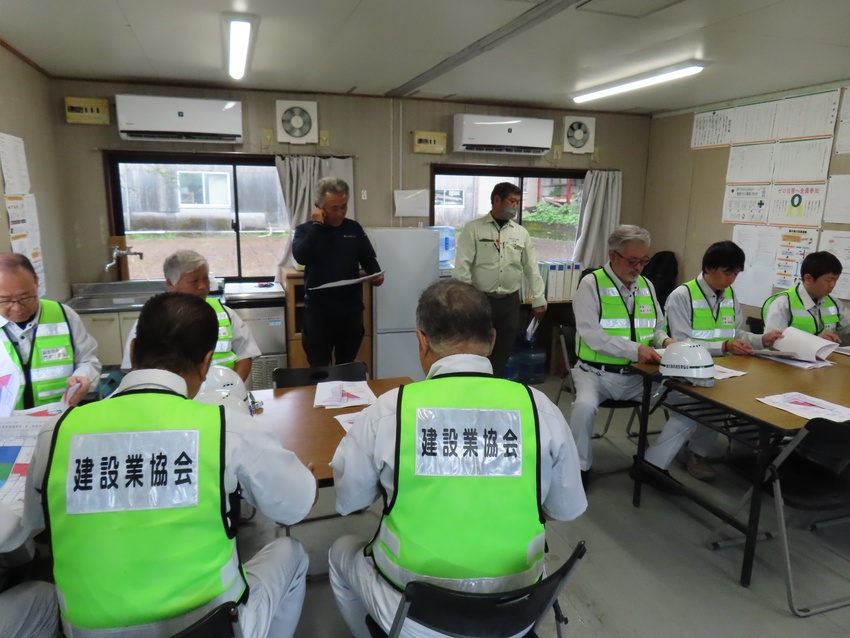 建協鹿屋支部パト／安全対策徹底へ呼掛け