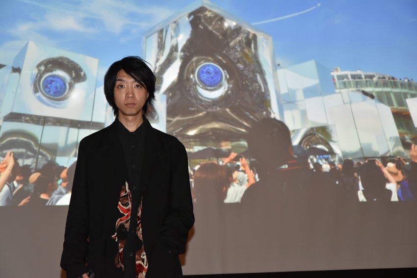 この人に聞いた 落合 陽一氏(筑波大学教授、東京大学准教授)/建築物とAIの未来とは/企画展は23日まで