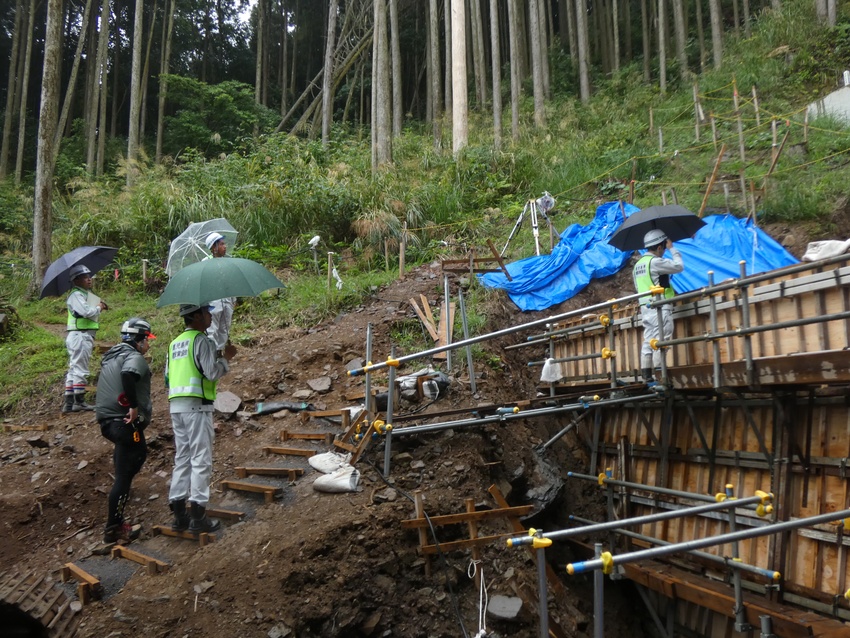 建協栗野支部パト/重大災害の防止徹底を
