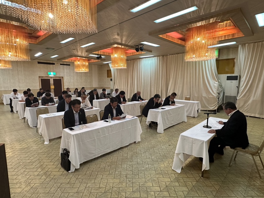 薩摩川内建築建友会が研修 /明るい展望を