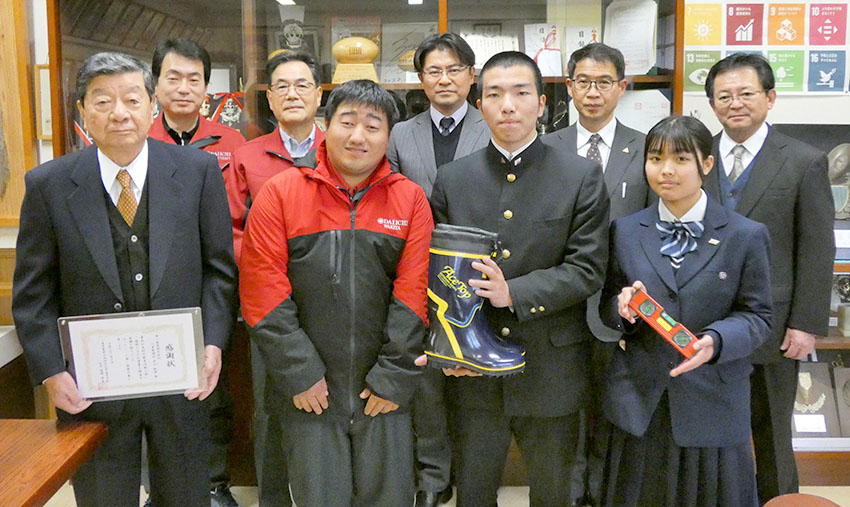 加治木工高へ寄贈