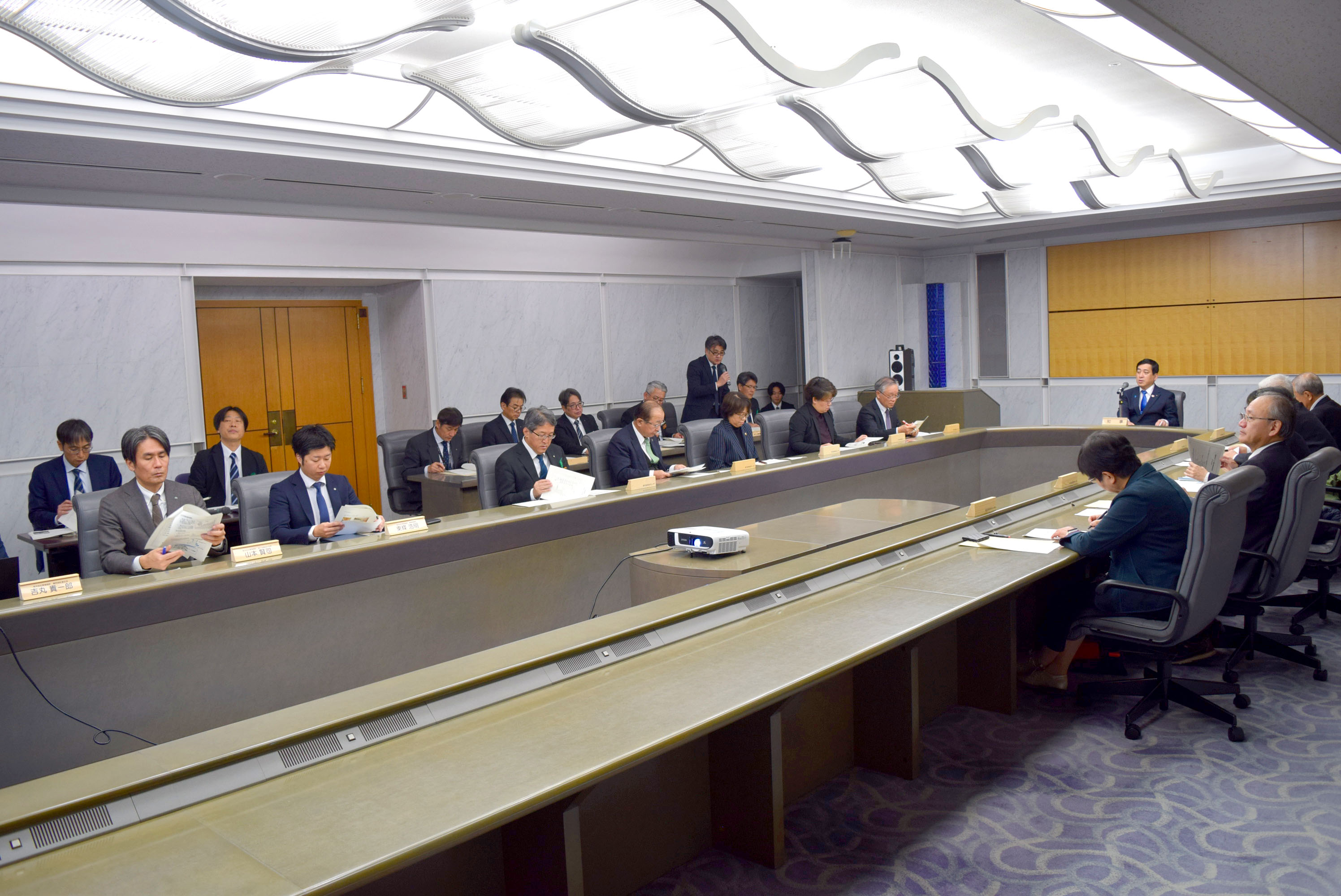 県産材の利用拡大へ