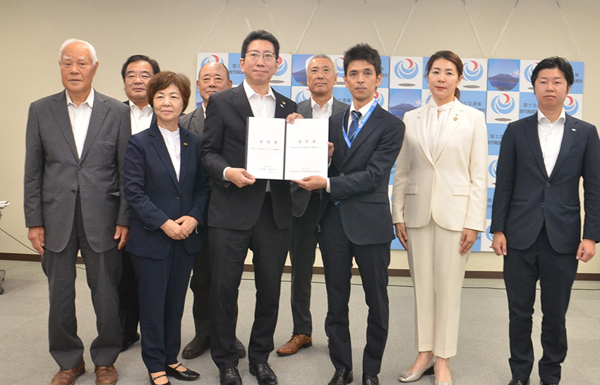 東西道路・北バイパス／期成会が要望活動