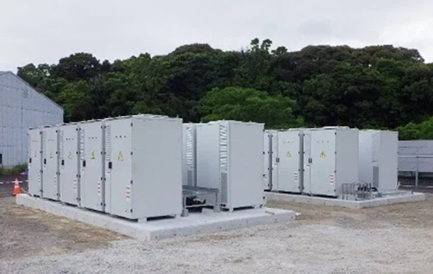 枕崎市蓄電所に蓄電池