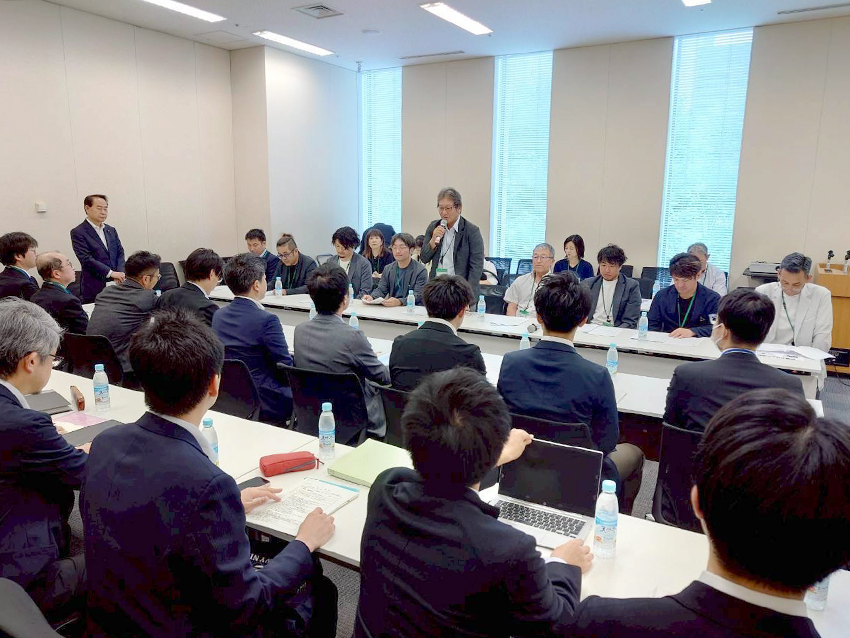 薩摩川内市建協 国交省若手官僚と意見交換