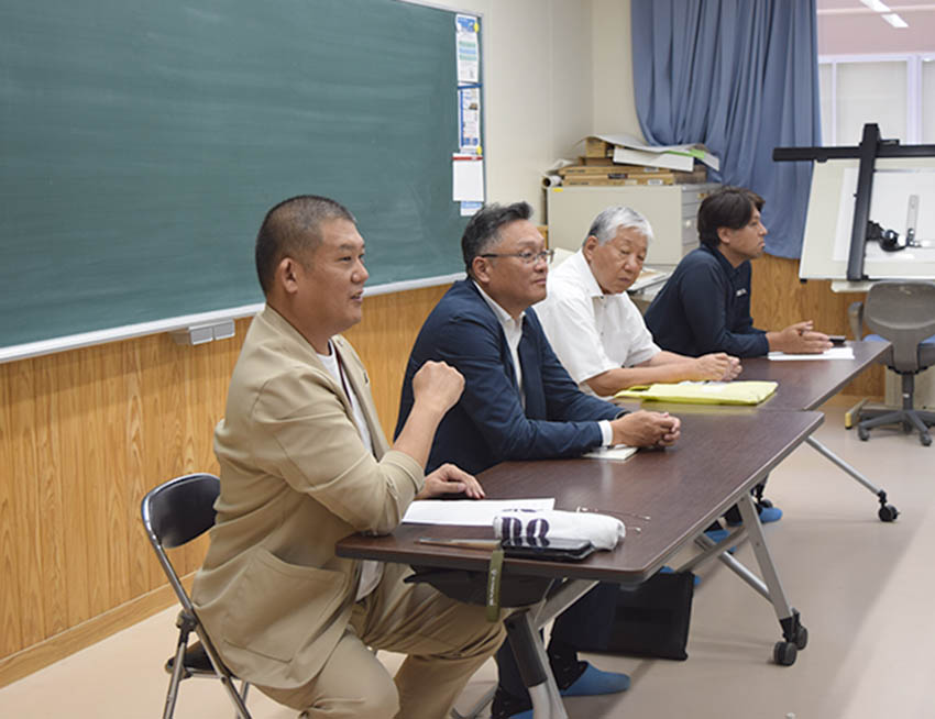 鹿工高ＯＢどんこ会