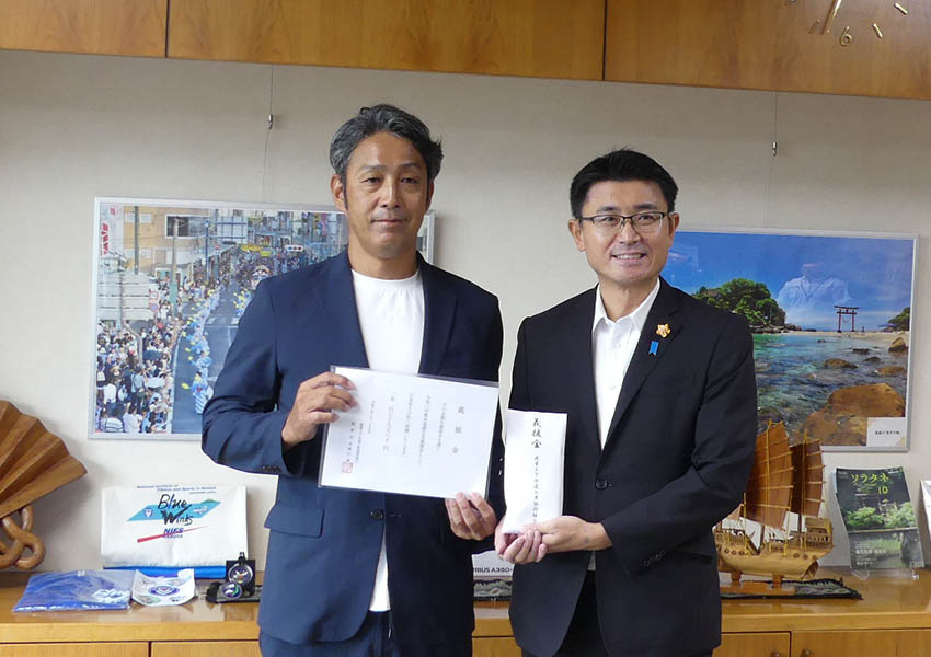 鹿屋上下水道工事協組が義援金