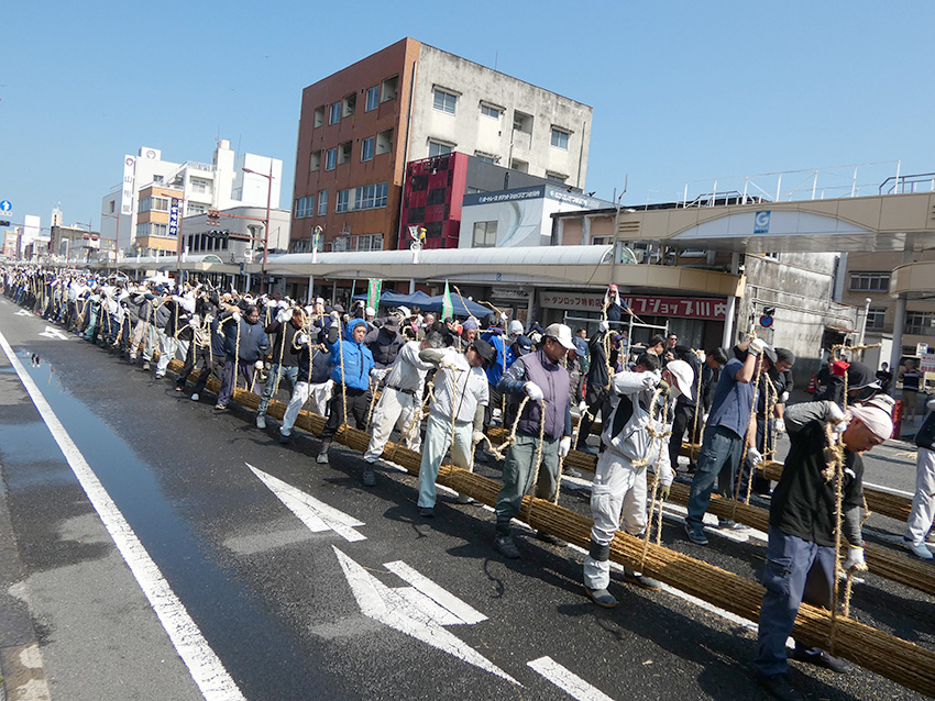 ４００年以上続く「川内大綱引」