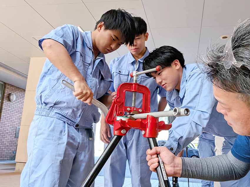奄美高校で出前授業
