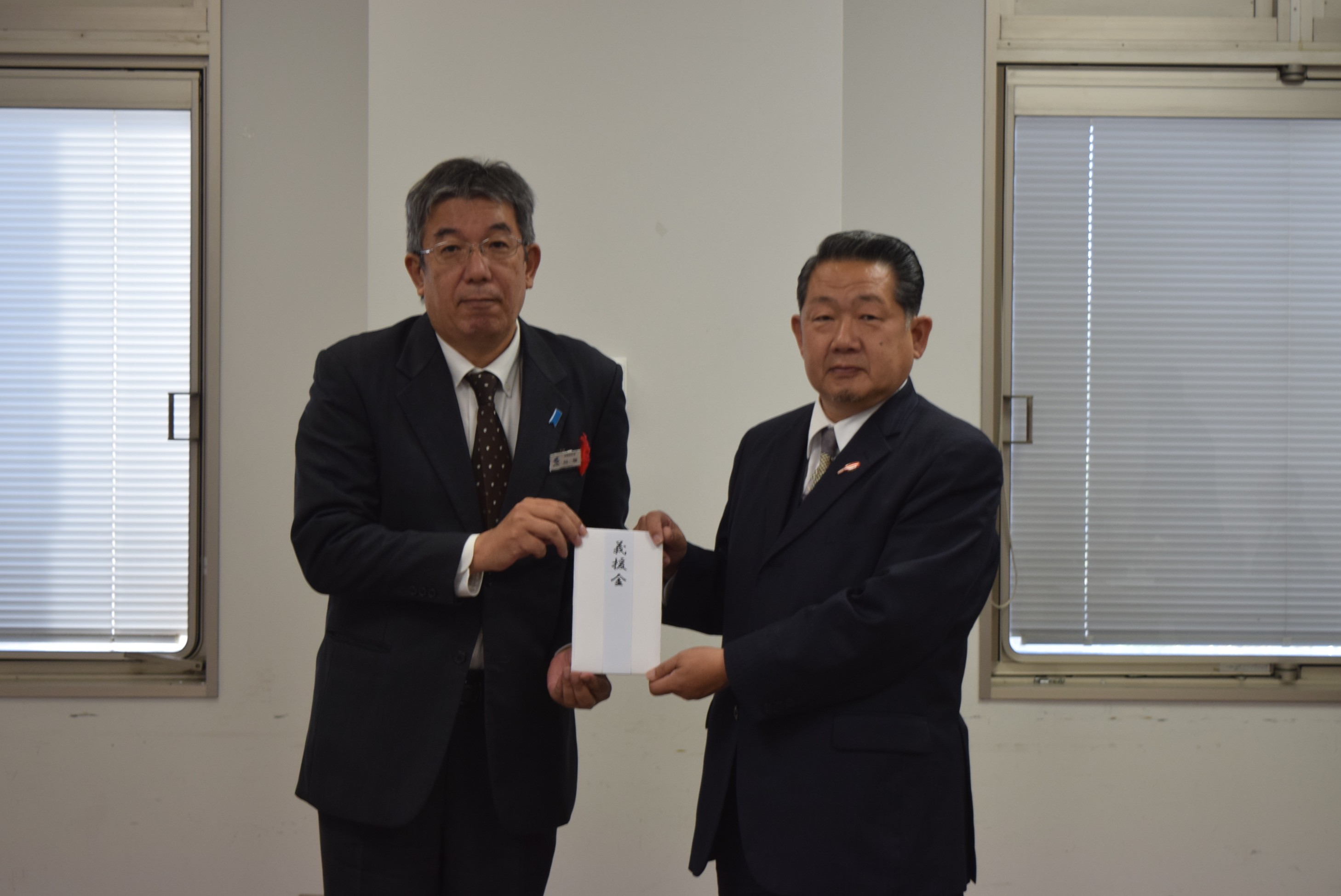 全産連九州地域協が県へ／早い復興に役立てて