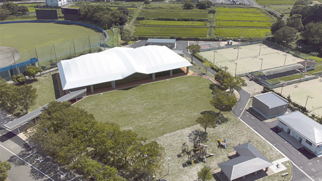 出水市屋根付き市民ふれあい広場「ウイングドームいずみ」完成